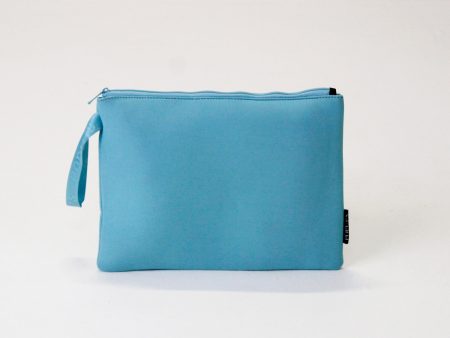 OVERSIZED WRISTLET POUCH SKY BLUE Sale