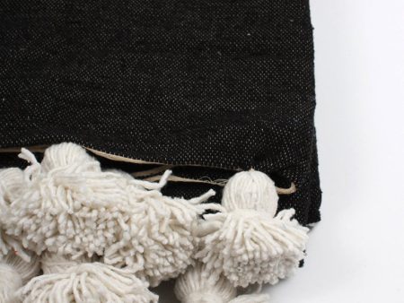 Pom Tassel Cotton Throw Supply